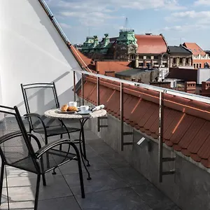 Aparthotel New Lux, Vratislav
